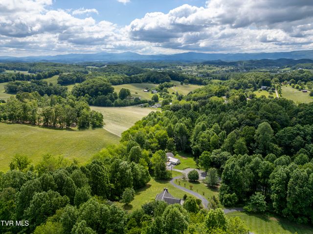 14346 White Top View, Abingdon, VA 24210