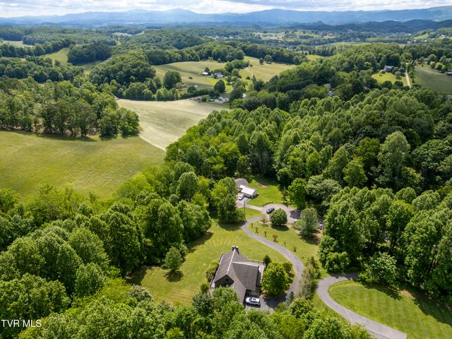 14346 White Top View, Abingdon, VA 24210