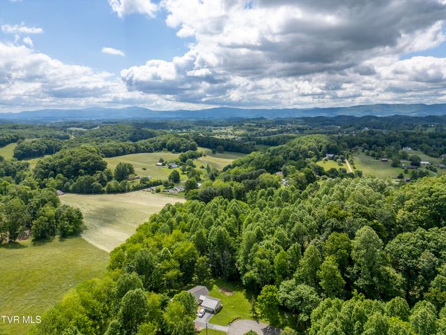 14346 White Top View, Abingdon, VA 24210