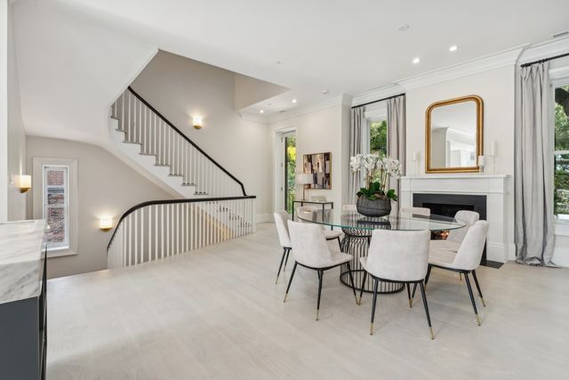 545 W Dickens Avenue, Chicago, IL 60614