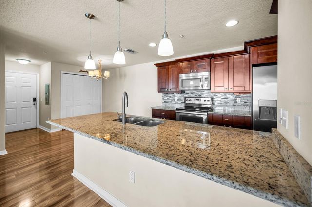 5064 ROYAL PALMS WAY 204, New Port Richey, FL 34652