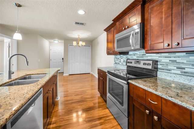 5064 ROYAL PALMS WAY 204, New Port Richey, FL 34652