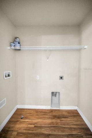 5064 ROYAL PALMS WAY 204, New Port Richey, FL 34652