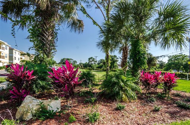 5064 ROYAL PALMS WAY 204, New Port Richey, FL 34652