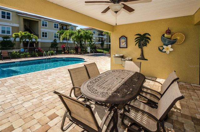 5064 ROYAL PALMS WAY 204, New Port Richey, FL 34652