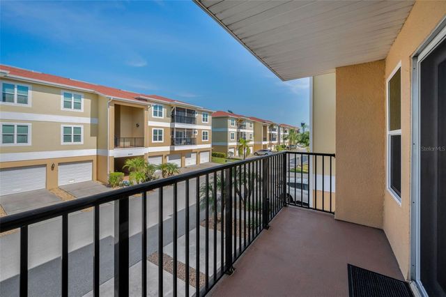 5064 ROYAL PALMS WAY 204, New Port Richey, FL 34652