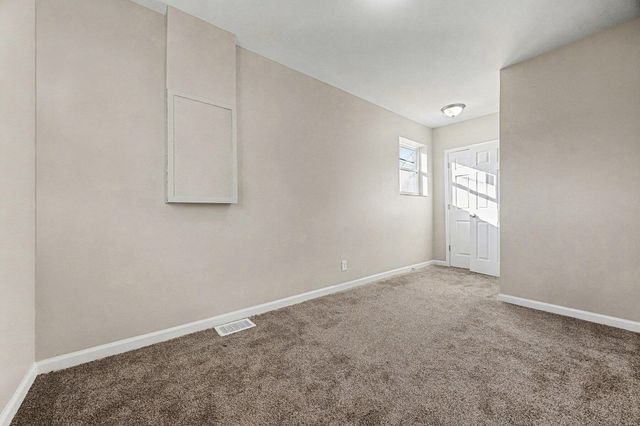 1 Ridgeview Avenue, Florence, KY 41042