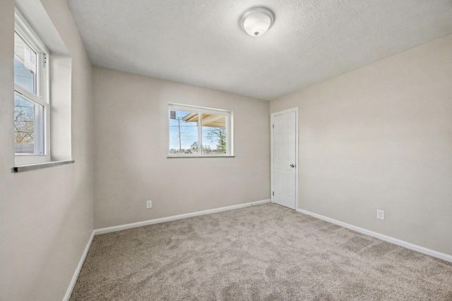 1 Ridgeview Avenue, Florence, KY 41042