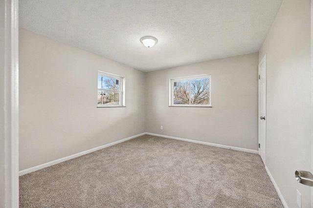 1 Ridgeview Avenue, Florence, KY 41042