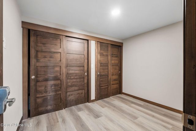 720 N Third AVE, APT 9, Sandpoint, ID 83864