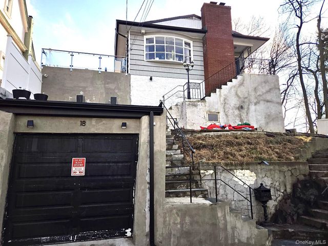 18 Arden Place, Yonkers, NY 10701