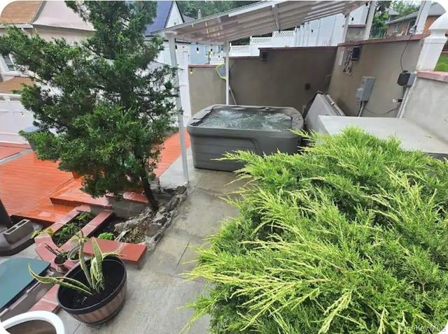 18 Arden Place, Yonkers, NY 10701