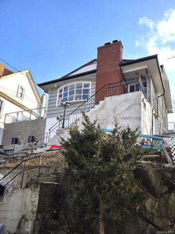 18 Arden Place, Yonkers, NY 10701