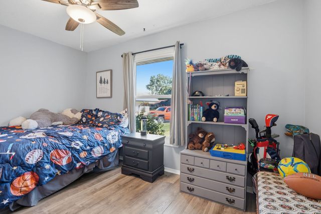 1503 W 46TH Place, Davenport, IA 52806