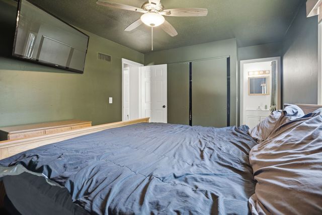 1503 W 46TH Place, Davenport, IA 52806
