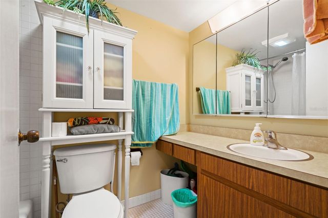 4138 PINELAKE LANE 201, Tampa, FL 33618