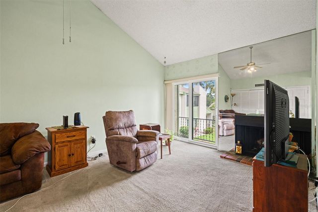4138 PINELAKE LANE 201, Tampa, FL 33618