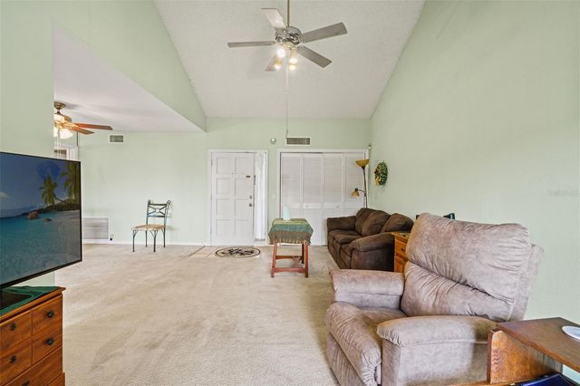 4138 PINELAKE LANE 201, Tampa, FL 33618