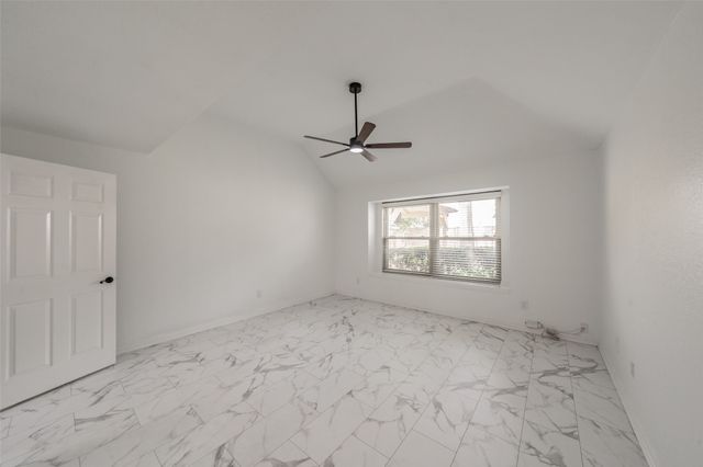 4134 Woodland Court, Grapevine, TX 76051