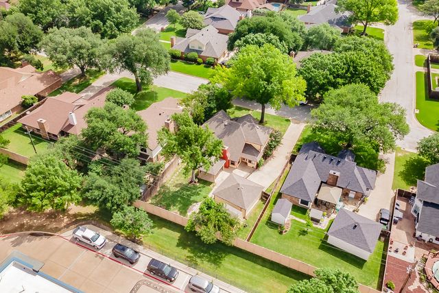 4134 Woodland Court, Grapevine, TX 76051
