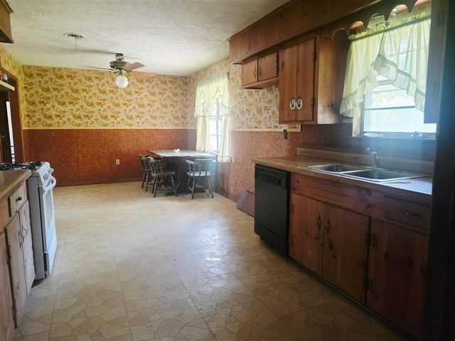 310 Southgate Street, Sulphur, LA 70665