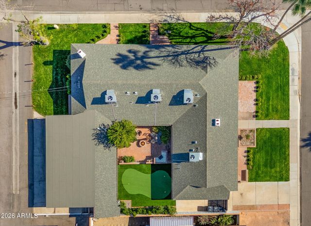 6950 E EARLL Drive, Scottsdale, AZ 85251