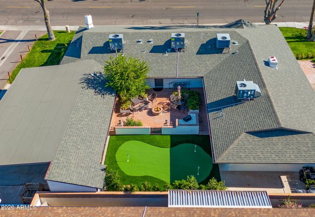 6950 E EARLL Drive, Scottsdale, AZ 85251