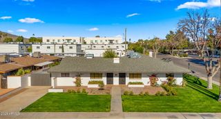 6950 E EARLL Drive, Scottsdale, AZ 85251