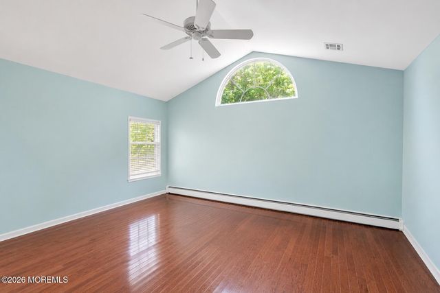 52 Skyline Drive, Lakewood, NJ 08701