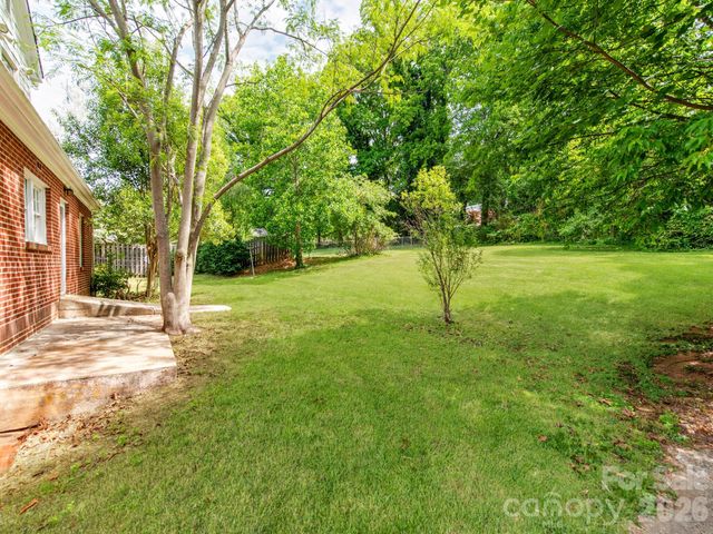 113 Falls Street, Morganton, NC 28655