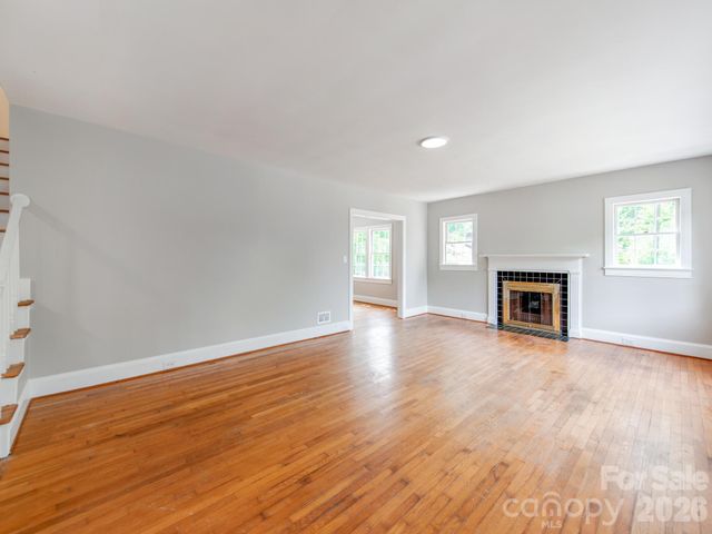 113 Falls Street, Morganton, NC 28655