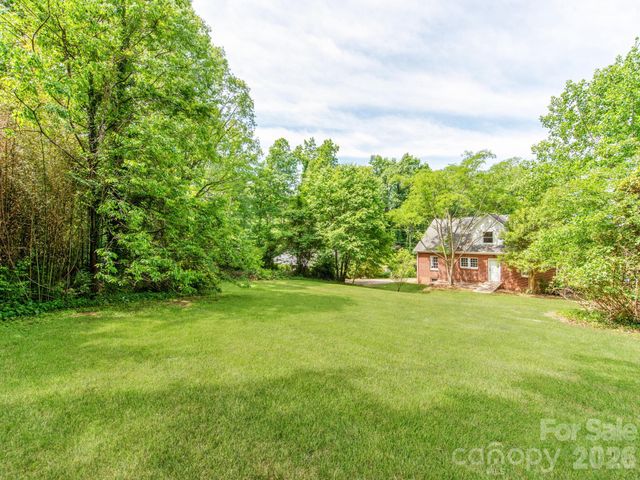 113 Falls Street, Morganton, NC 28655