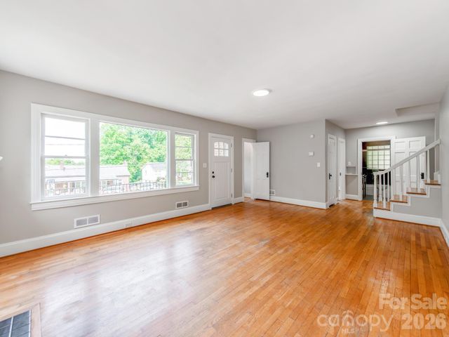 113 Falls Street, Morganton, NC 28655