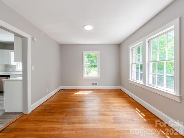 113 Falls Street, Morganton, NC 28655
