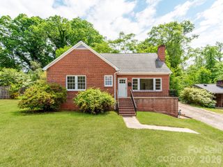 113 Falls Street, Morganton, NC 28655