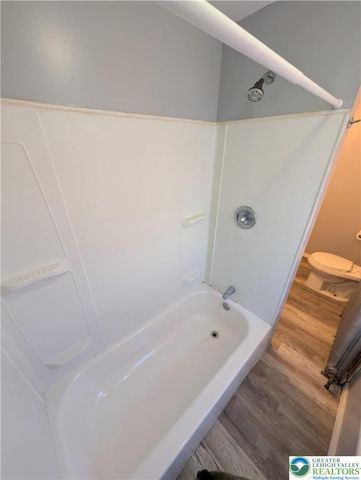 841 North 6th Street Apt 2, Allentown City, PA 18102