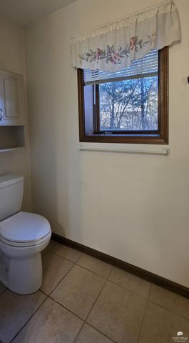 2909 Tatarrax Drive, Manhattan, KS 66502