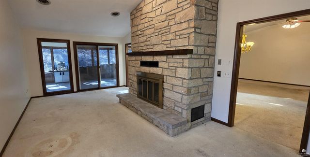 2909 Tatarrax Drive, Manhattan, KS 66502