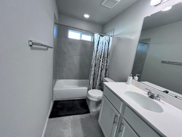 3200 College Park DR 83, Round Rock, TX 78664