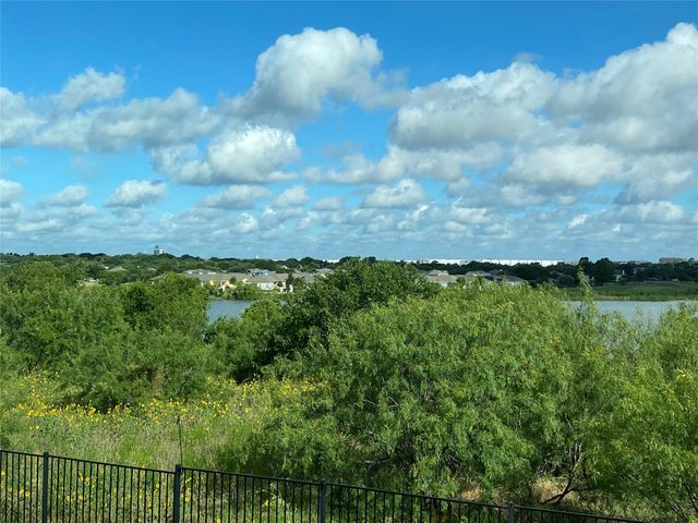 3200 College Park DR 83, Round Rock, TX 78664