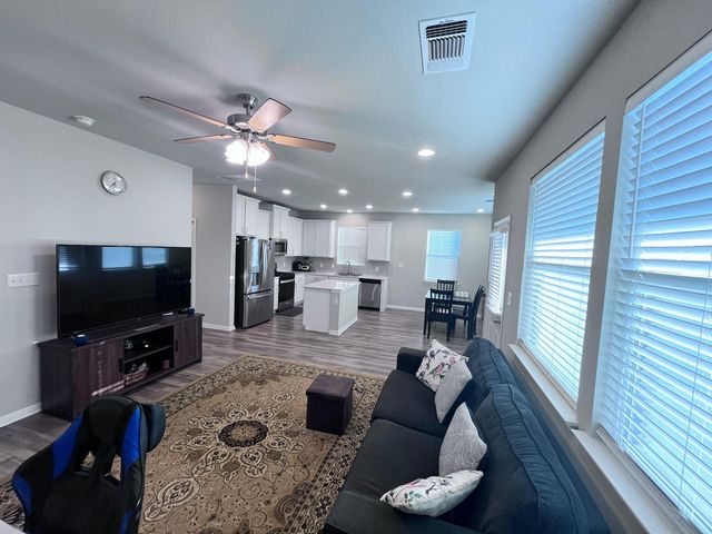 3200 College Park DR 83, Round Rock, TX 78664