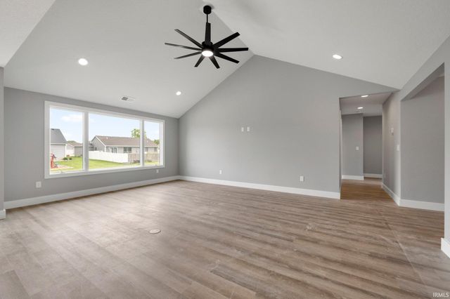 1308 Marsh Deer Run, Huntertown, IN 46748