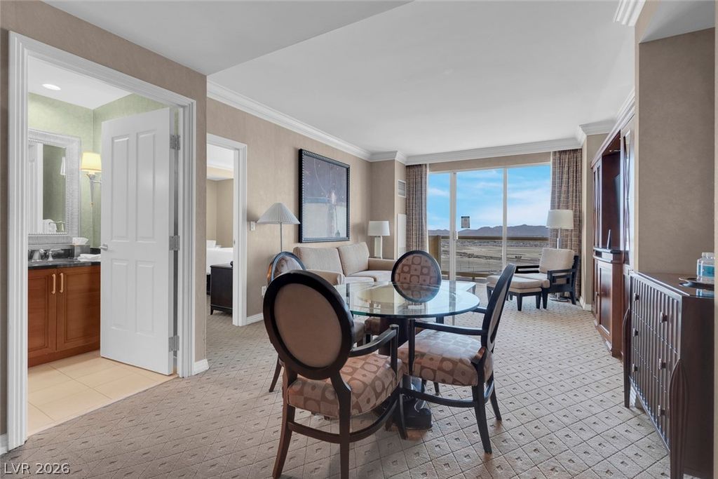 145 Harmon Avenue 1908, Las Vegas, NV 89109 — photo 2