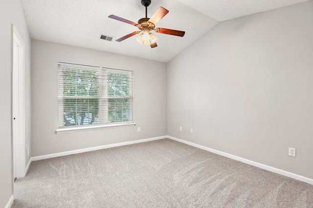 8010 Shadow Oak Drive, North Charleston, SC 29406