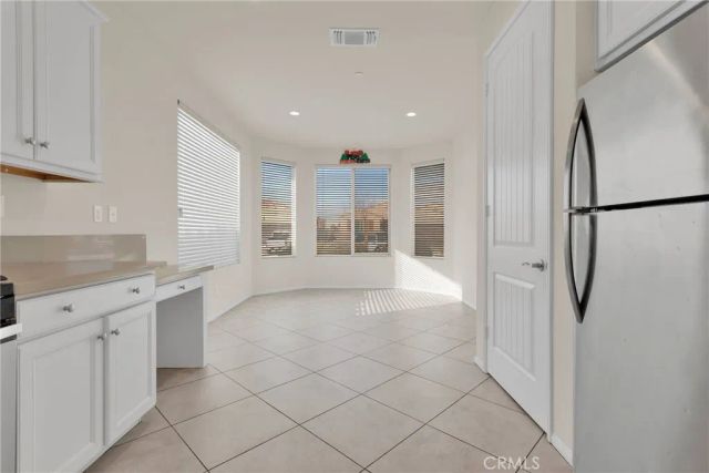 18929 Lariat Street, Apple Valley, CA 92308