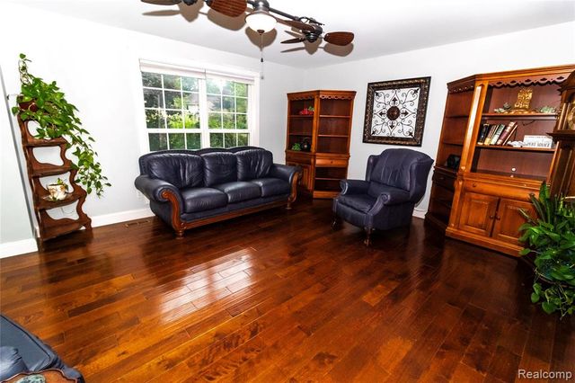 8314 Mill Pointe Court, Goodrich, MI 48438