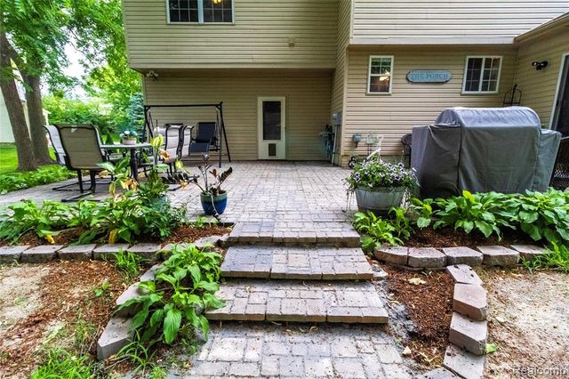 8314 Mill Pointe Court, Goodrich, MI 48438