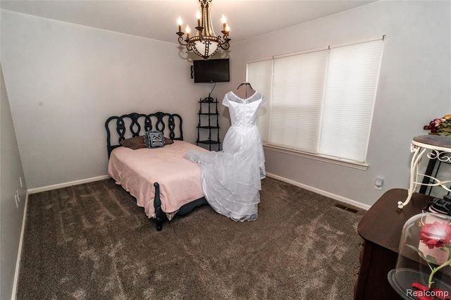 8314 Mill Pointe Court, Goodrich, MI 48438