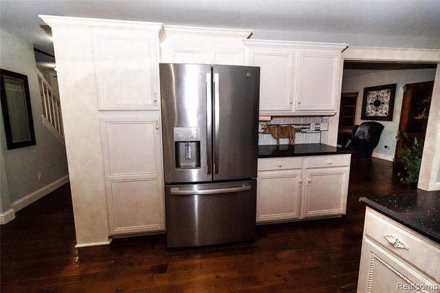 8314 Mill Pointe Court, Goodrich, MI 48438