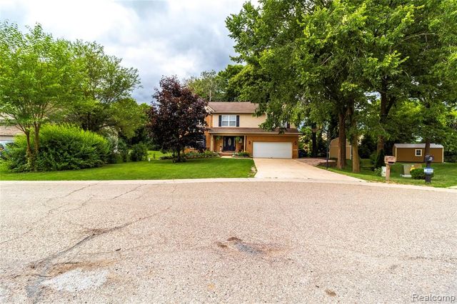 8314 Mill Pointe Court, Goodrich, MI 48438